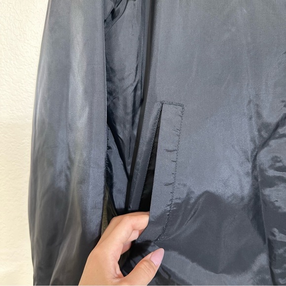 NEFF Disney Mickey Mouse M28 Windbreaker Jacket in Black Size M - Picture 3 of 6